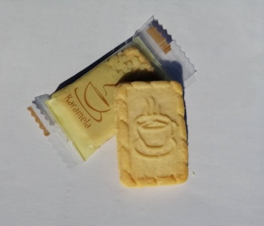 KAVNI PIŠKOT VANILIJA 360/1- (NA PIŠKOTU JE LAHKO VAŠ LOGO)