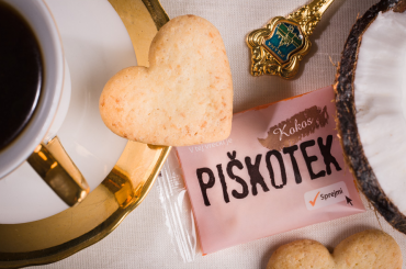 PIŠKOTI JURČEK KOKOS 500/1 (NA OVITKU PIŠKOTA JE LAHKO VAŠ LOGO)