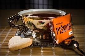 PIŠKOTI JURČEK SMETANA 500/1 (NA PIŠKOTU JE LAHKO VAŠ LOGO)